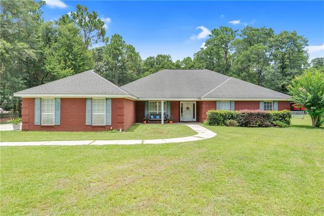 4620 Dresden Drive