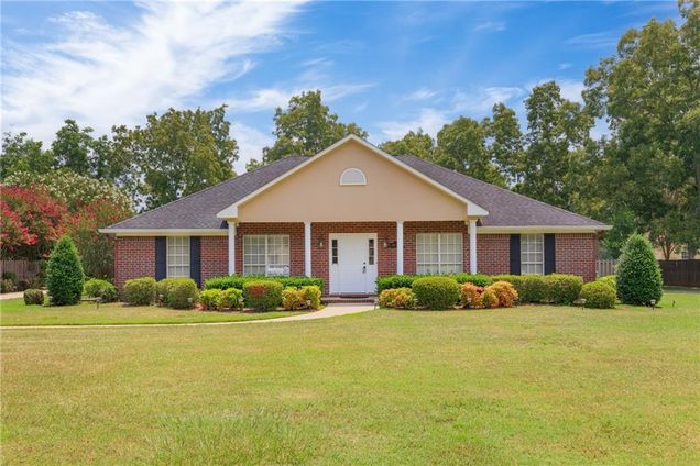 9158 Ashley Court