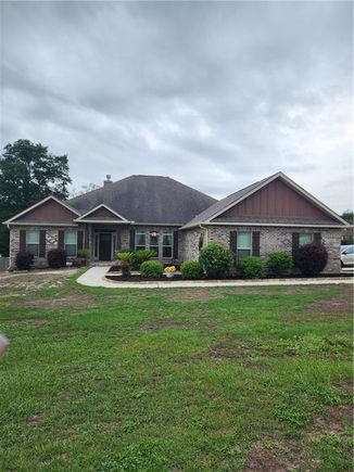 3435 Charleston Drive