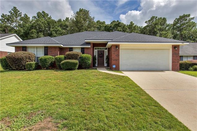 5861 Spyglass Drive Mobile, AL House Active - Photo 1 of 22. Opens carousel modal