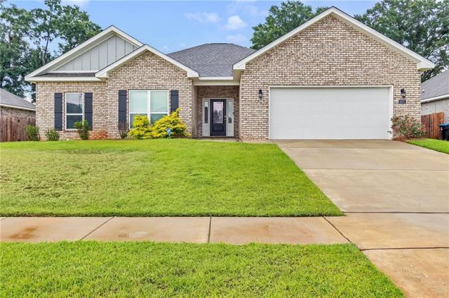 2271 Hamilton Ridge Drive E Mobile, AL House Active - Photo 1 of 34. Opens carousel modal