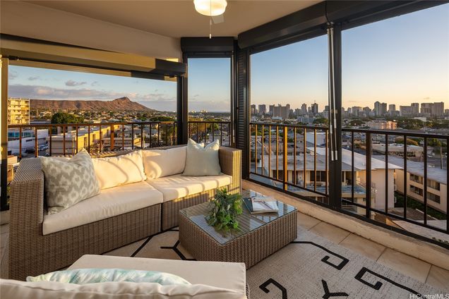 3138 Waialae Avenue Unit 918 Honolulu, HI Condo Active - Photo 1 of 25. Opens carousel modal