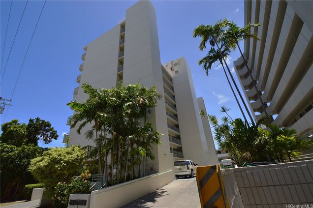 1620 Keeaumoku Street Unit 201