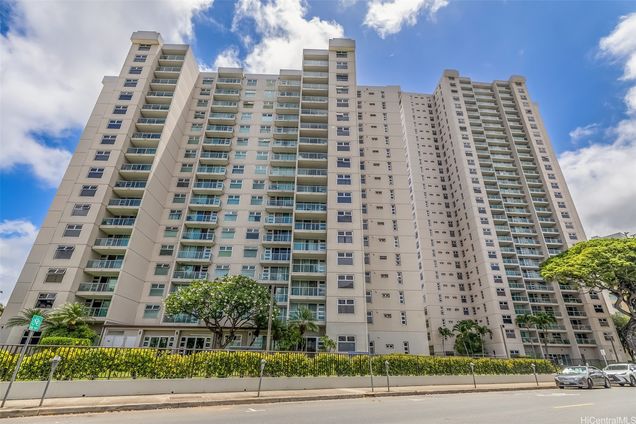 1448 Young Street Unit 304