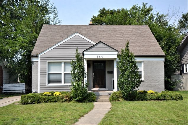 850 W Lincoln Street Birmingham, MI House Sold - Photo 1 of 1. Opens carousel modal