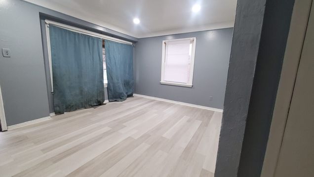 20246 Helen Street Detroit, MI House Active - Photo 1 of 14. Opens carousel modal