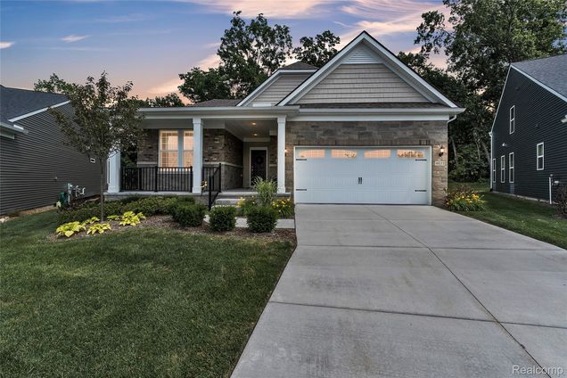 4633 Crestway Drive