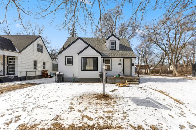 9069 Pierson Street Detroit, MI House Active - Photo 1 of 25. Opens carousel modal