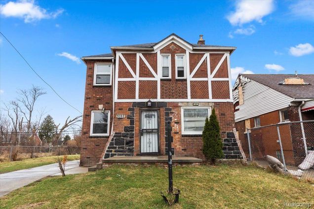 9393 Meyers Road Detroit, MI House Active - Photo 1 of 26. Opens carousel modal