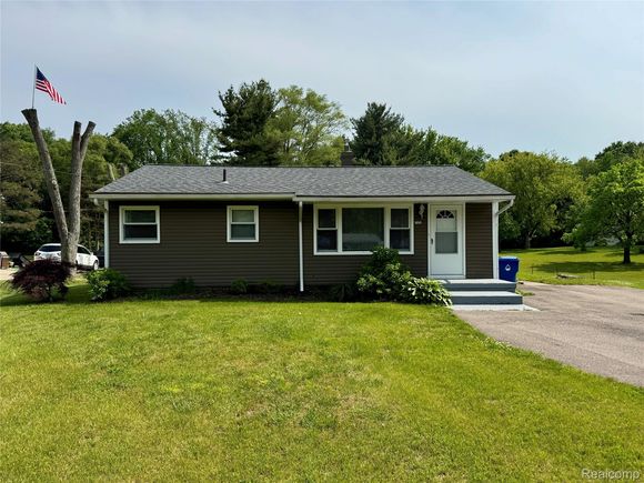 7125 Pontiac Lake Road Waterford, MI House Sold - Photo 1 of 1. Opens carousel modal