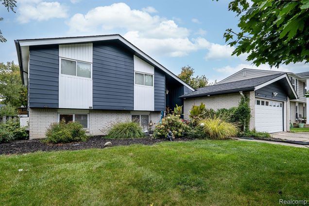 21760 Glenmorra Street Southfield, MI House Sold - Photo 1 of 1. Opens carousel modal