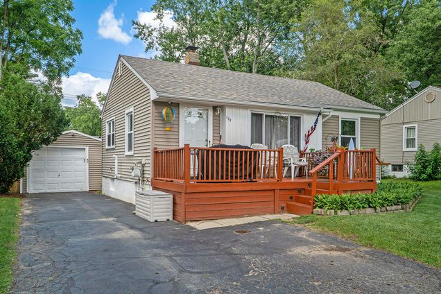 279 Highgate Avenue Waterford, MI House Sold - Photo 1 of 1. Opens carousel modal