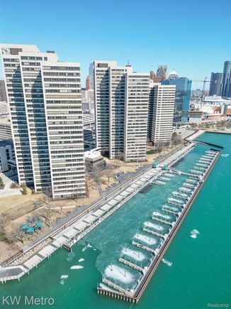 1001 W Jefferson Avenue Unit 300-3A