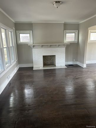 533 Lakewood Street Detroit, MI House Active - Photo 1 of 14. Opens carousel modal