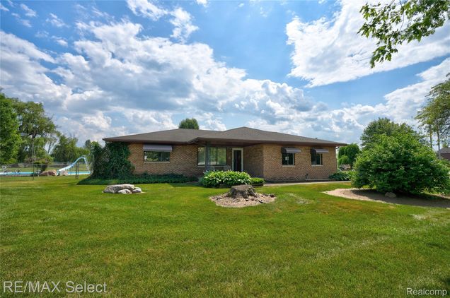 9215 Grand Blanc Road