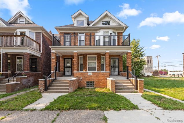 68 W Philadelphia Street Detroit, MI Condo Active - Photo 1 of 27. Opens carousel modal