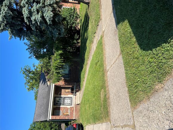 16771 Forrer Street Detroit, MI House Active - Photo 1 of 35. Opens carousel modal
