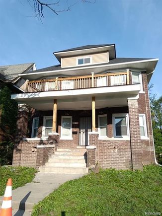 8879 N Clarendon Street Detroit, MI Multifamily Active - Photo 1 of 12. Opens carousel modal