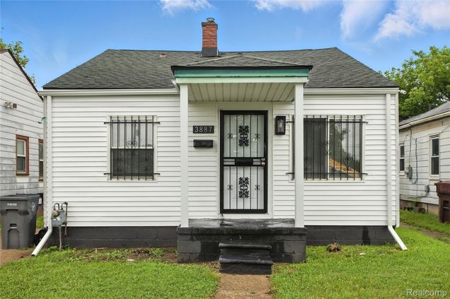3887 Moore Avenue AllenPark, MI House Active - Photo 1 of 27. Opens carousel modal