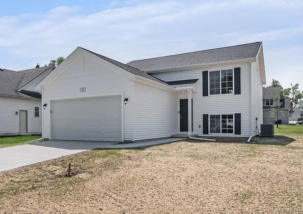 172 Woodland Way