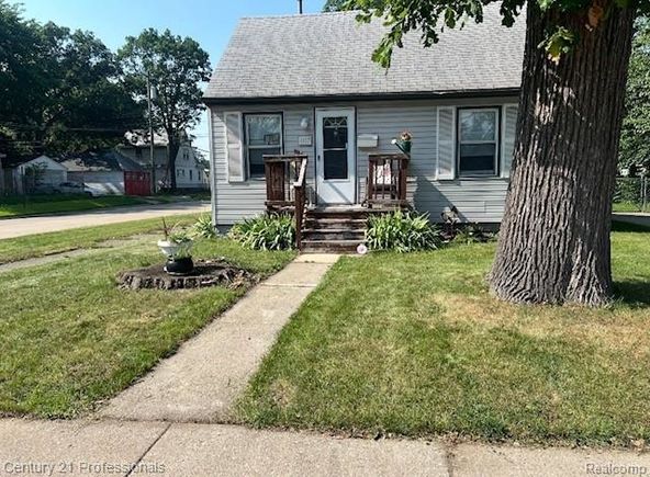 1107 E Hayes Avenue HazelPark, MI House Active - Photo 1 of 39. Opens carousel modal