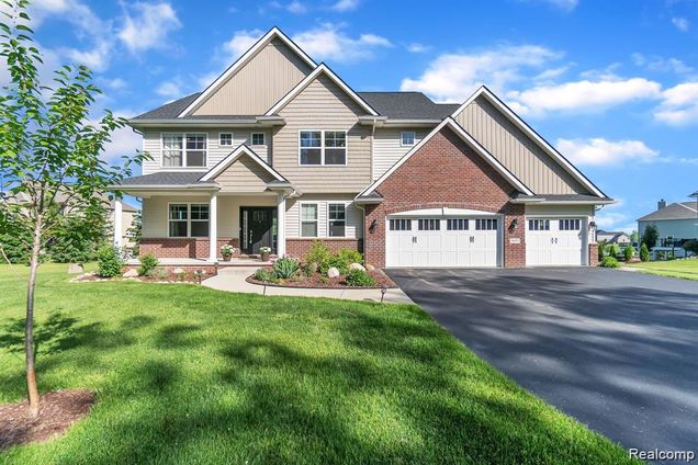 9857 Dartmouth Road Clarkston, MI House Active - Photo 1 of 4. Opens carousel modal