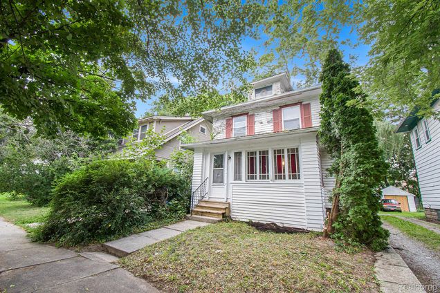 122 N Hayford Avenue Lansing, MI House Active - Photo 1 of 21. Opens carousel modal