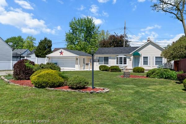 1736 Buckingham Avenue LincolnPark, MI House Active - Photo 1 of 22. Opens carousel modal