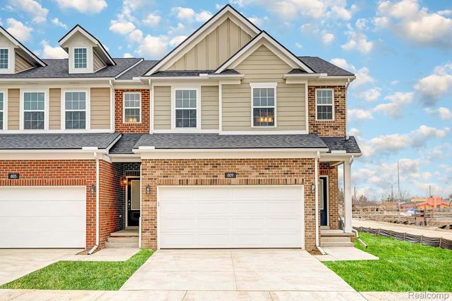 809 Cortland Lane