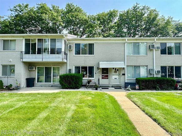 5955 Alan Drive Unit 60 Brighton, MI Condo Active - Photo 1 of 24. Opens carousel modal