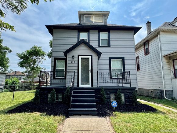 110 Pine Street