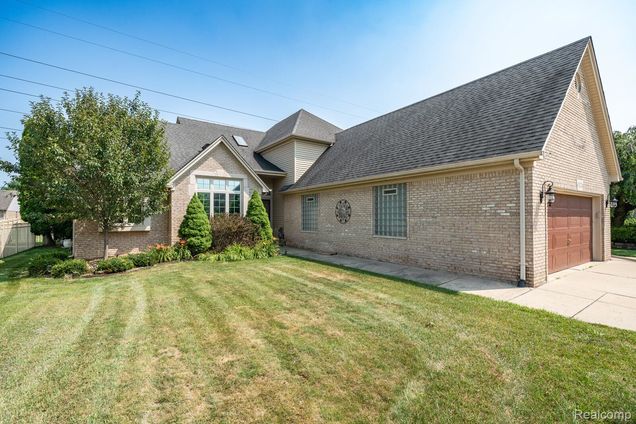 43274 Hillsboro Drive ClintonTownship, MI House Active - Photo 1 of 19. Opens carousel modal