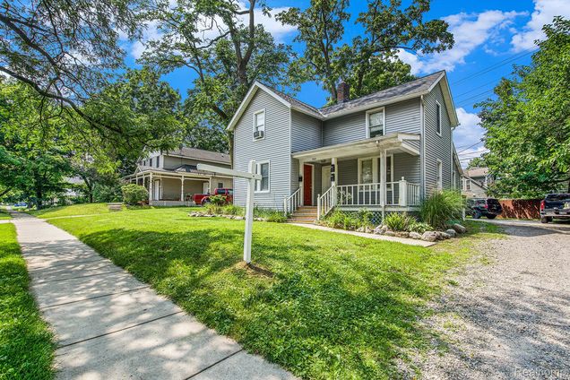 522 W Michigan Avenue Plymouth, MI Multifamily Active - Photo 1 of 24. Opens carousel modal