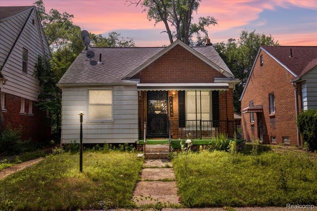 14825 Ohio Street Detroit, MI House Active - Photo 1 of 22. Opens carousel modal