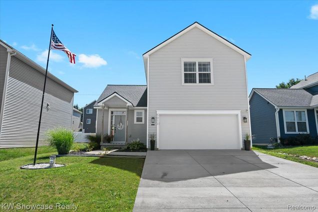 5013 Walsh Drive Brighton, MI House Active - Photo 1 of 28. Opens carousel modal