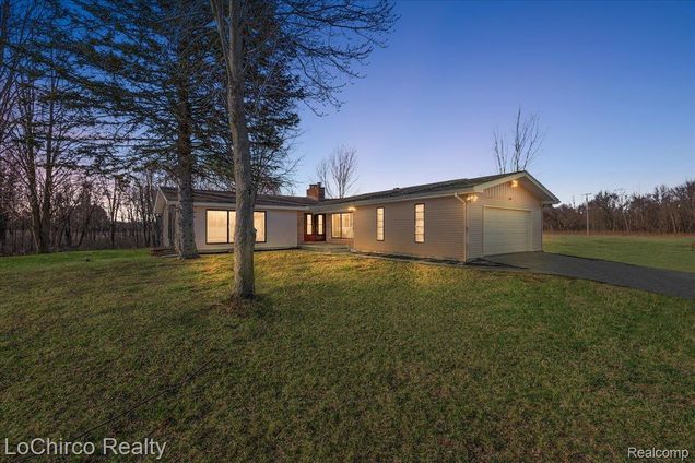 8603 N Owosso Road