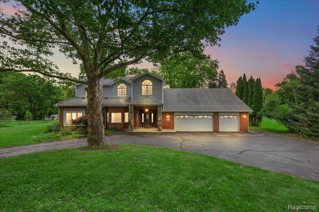 28028 Alycekay Street Farmington, MI House Active - Photo 1 of 46. Opens carousel modal