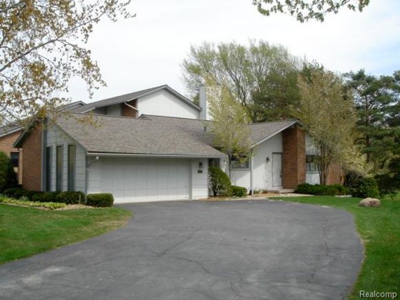 48085 Colony Farm Circle Plymouth, MI Condo Active - Photo 1 of 21. Opens carousel modal