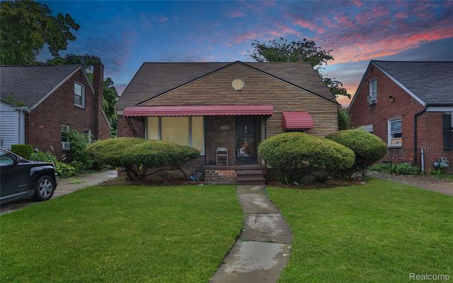 2500 S Beatrice Street Detroit, MI House Active - Photo 1 of 9. Opens carousel modal