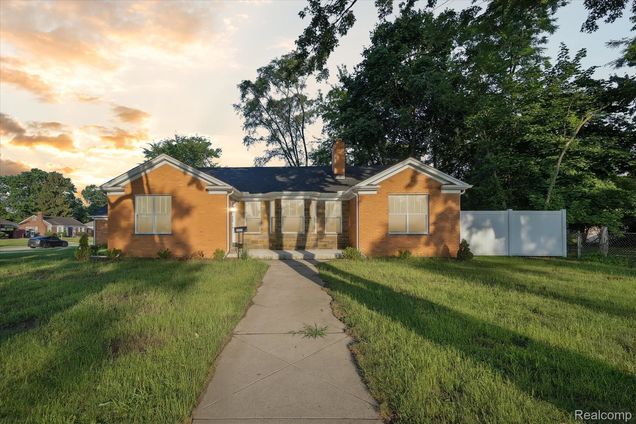 21211 Southfield Road Southfield, MI House Active - Photo 1 of 24. Opens carousel modal