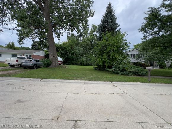 00 Maynard ClintonTownship, MI Plot of land Active - Photo 1 of 5. Opens carousel modal