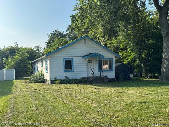 5821 Felske Drive
