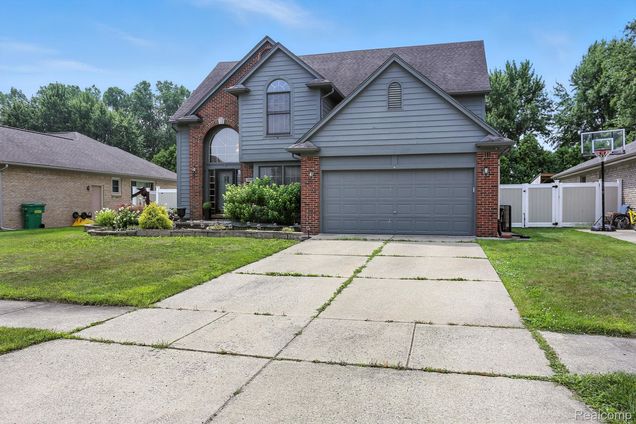 31198 Rothbury Way Chesterfield, MI House Active - Photo 1 of 25. Opens carousel modal