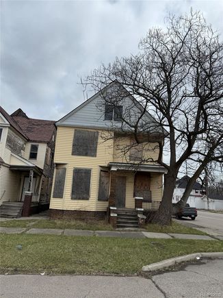 4702 Mitchell Street Detroit, MI House Active - Photo 1 of 25. Opens carousel modal