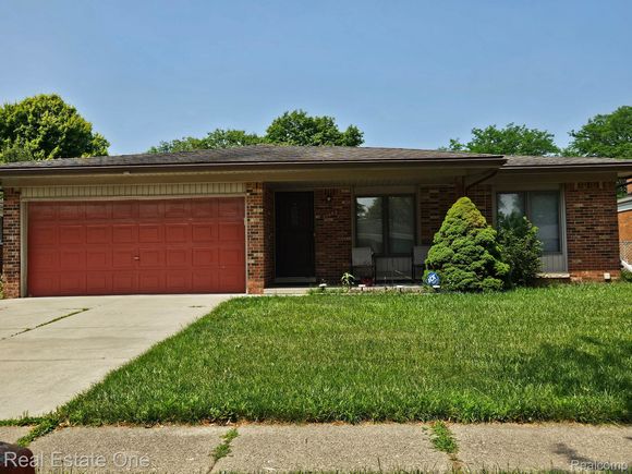 37683 Adrian Drive