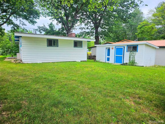 942 Pequot Lane