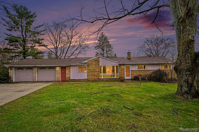 6341 Waldon Rd, Independence Charter Township, MI 48346 | MLS# 20261025945