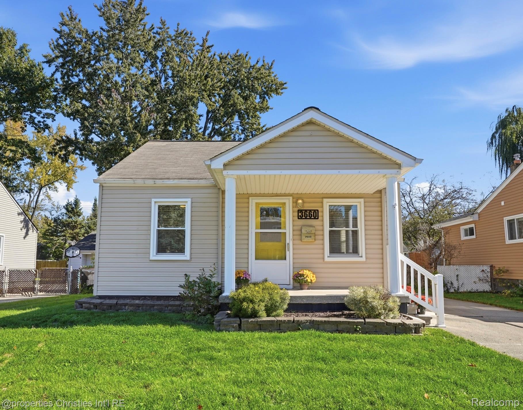 3660 Cummings Ave, Berkley, MI 48072 | MLS# 20261084773