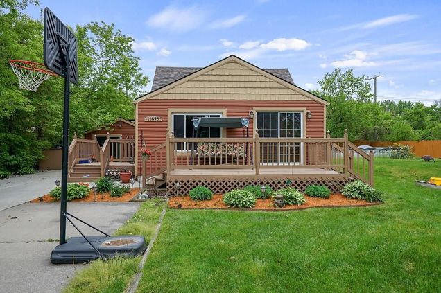 11898 Belmont Avenue Warren, MI House Sold - Photo 1 of 1. Opens carousel modal