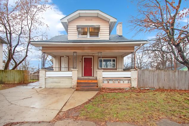 1445 Kearsley Park Boulevard Flint, MI Multifamily Active - Photo 1 of 1. Opens carousel modal